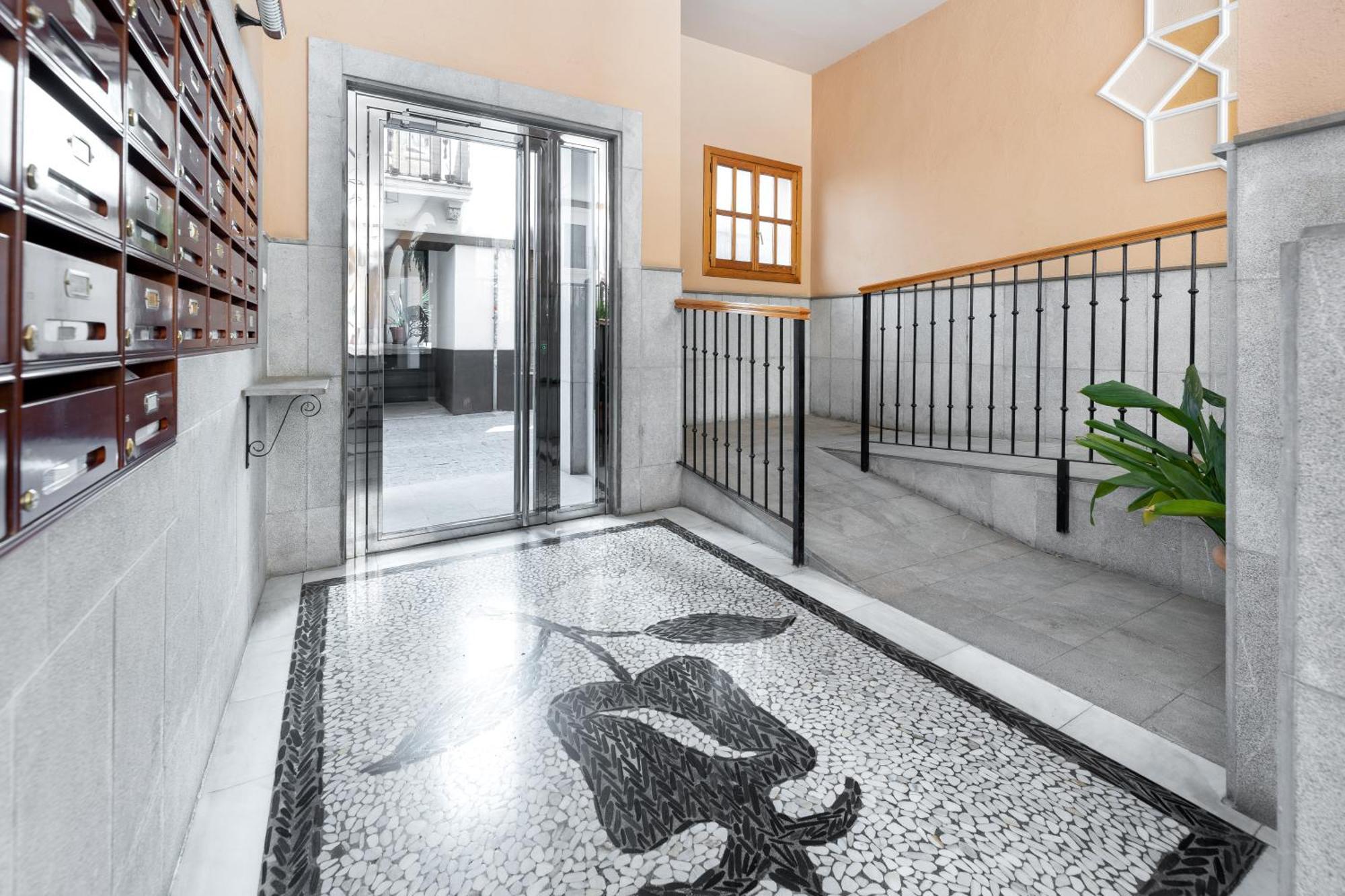 Apartamento Adultos Centro N V 1 Free Parking グラナダ エクステリア 写真